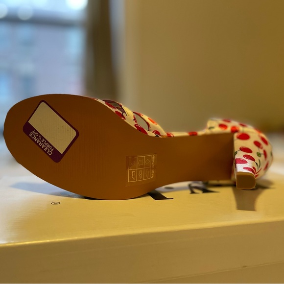 NWOT N.Y.L.A. Ankle-Strap Satin Cherry Heels - Picture 7 of 11